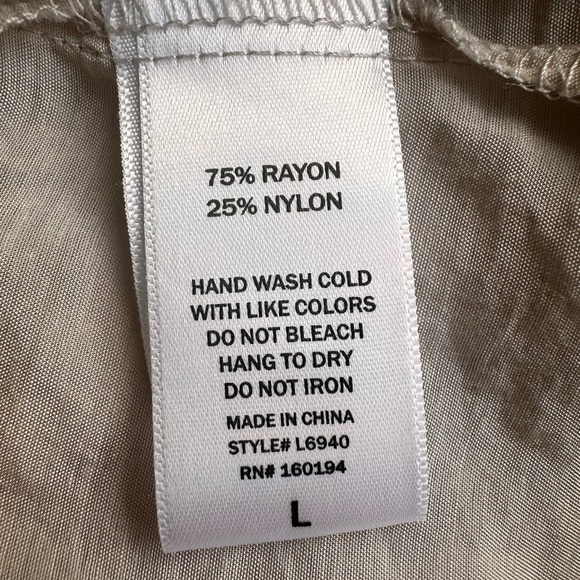 By Together Long Sleeve Button Up Blouse Shirt - Picture 12 of 14